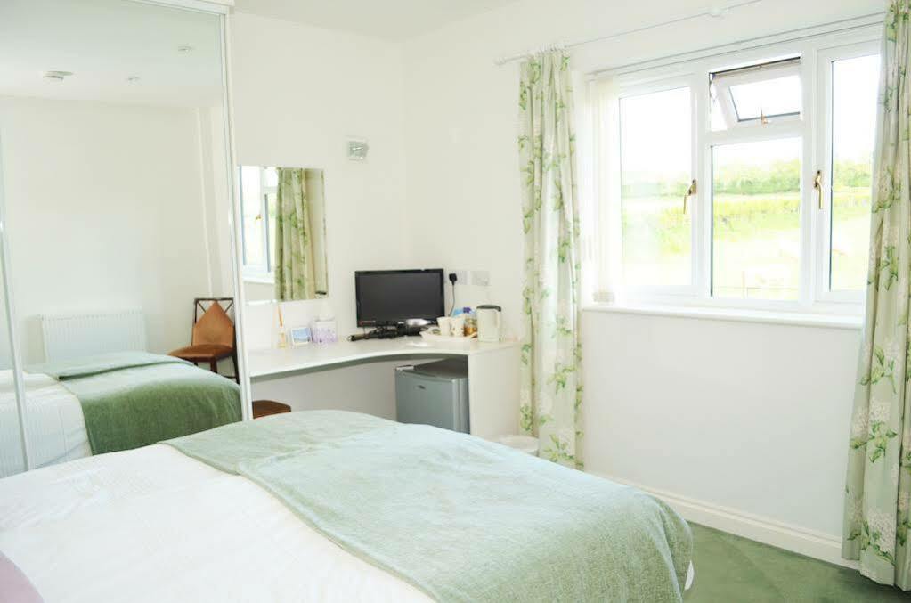 Dove Meadow Bed & Breakfast Denstone Eksteriør billede